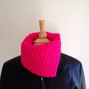 Hand Knit Cowl Scarf - Pink Neckwarmer - Circle..