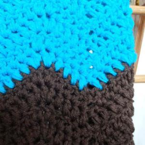 Crochet Baby Blanket Pattern - Chevron Ripple..