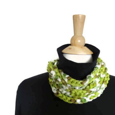 Hand Crochet Lightweight Cowl - Necklace Infinity Scarf In Spring Green, White And Tan - Ready To Ship