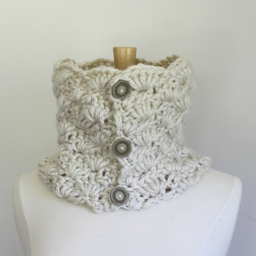 Hand Crochet Chunky Cowl Scarf - Cream Ivory White Scarf With Three Button Closure - Circle Scarf -women's Winter Accessory - Ready To