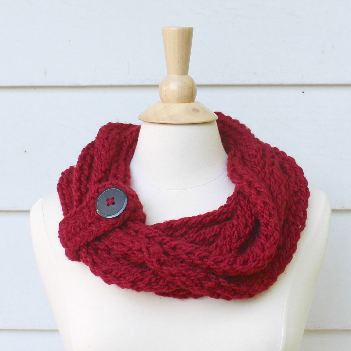 Hand Knit Chunky Cowl Scarf - Red Infinity Scarf With Crochet Closure And Button - Circle Scarf - Women's Winter Accessory - Ready To